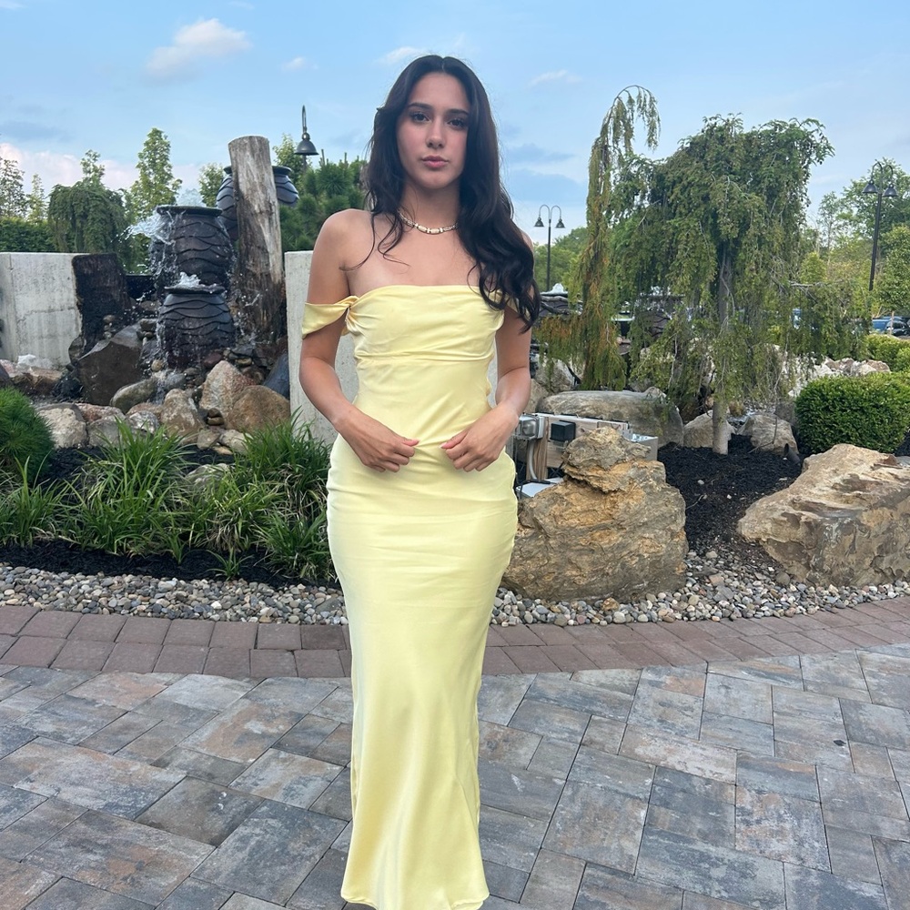 Beginning Boutique Strapless Yellow Gown